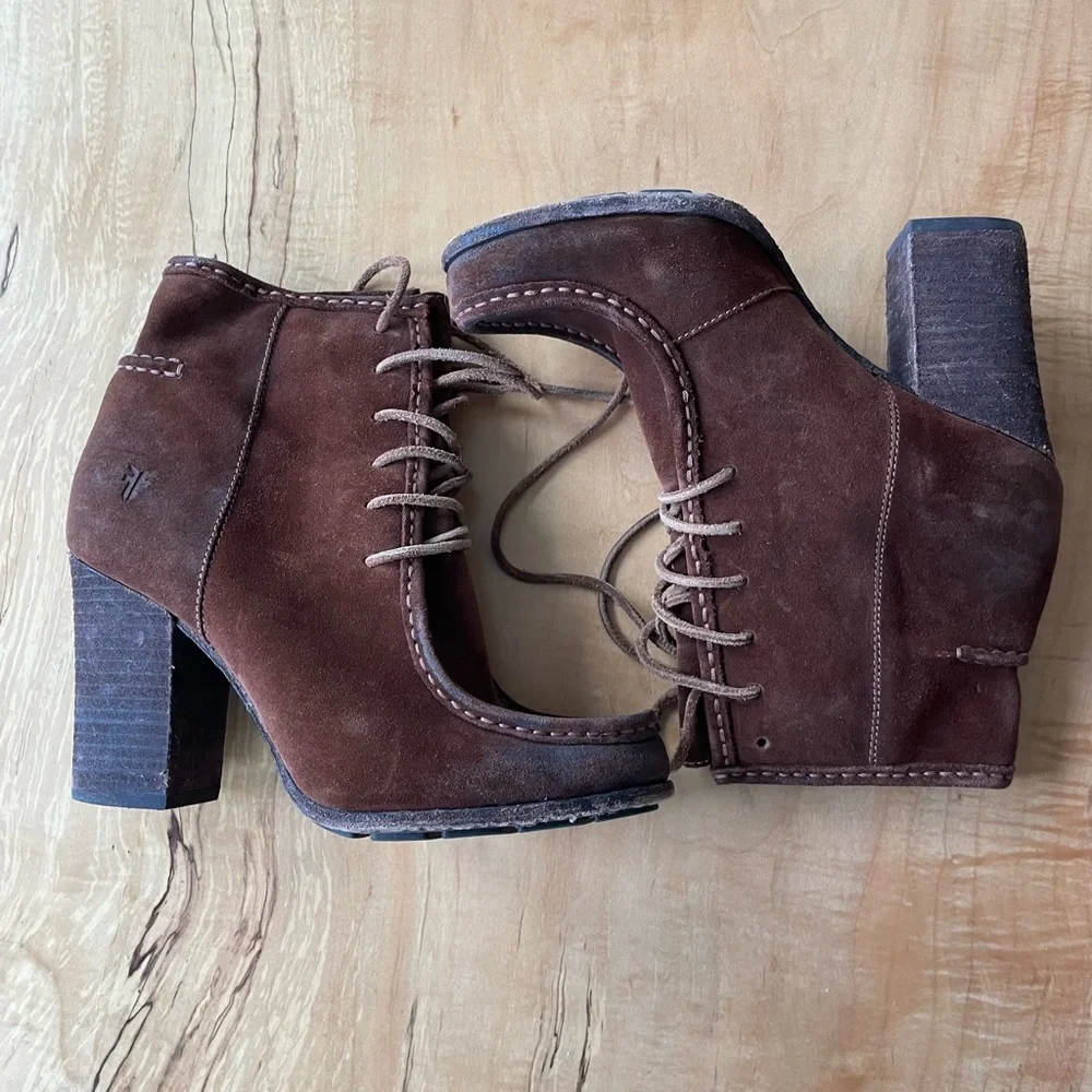 FRYE Parker Moc Short Boot in Brown- Oiled Leather